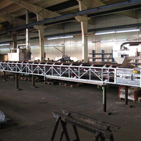 Belt conveyor for luggage transport in the airports