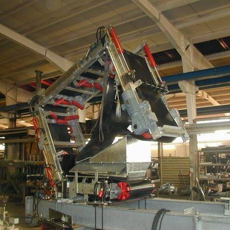 Corrugated belt conveyor